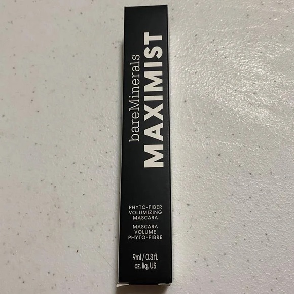 bareMinerals Maximist Phyto-Fiber Black Volumizing Mascara Full Size - Picture 2 of 3